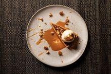 Caramelised Pecan Pie