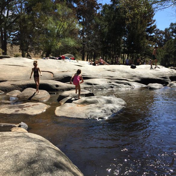 Flat Rock near Bathurst and Oberon Flat Rock near Bathurst and Oberon