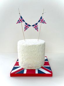 Lindsay Cairns wins Delicious magazine competition from Nielsen-Massey Vanillas, with her coconut sponge recipe in honour of the Queen's Jubilee.