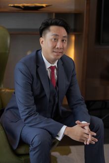 Four Seasons Hotel Singapore Hotel Manager Shengwen Chua