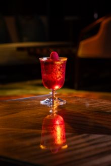 A whisky-based concoction, Bei Shi’s Dance offers rich, velvety notes with bright and lively accents.
