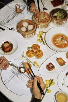 Lung King Heen, Two-Michelin-Starred Cantonese Restaurant