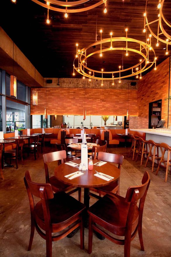 Oriole Cafe & Bar interiors