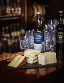 Whisky and Simon Johnson cheese pairing