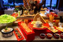 Weekend Semi-Buffet@THE STEAK HOUSE winebar + grill 