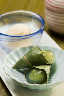 豆腐雪糕及甜味枝豆餅