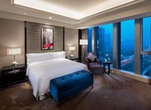 Guest Room, Fairmont Chengdu