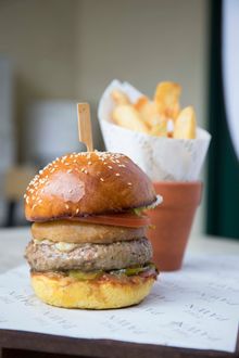 Beef burger, shallot butter, sour onions, dill pickles