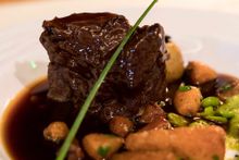 Slow cooked Heritage Black Beef - Bateaux Windsor 