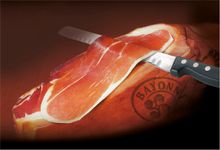 SARRADE Ham close up
