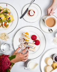 Festive High Tea by Anna Polyviou at Shangri-La Hotel, Sydney