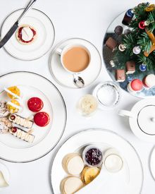 Festive High Tea by Anna Polyviou at Shangri-La Hotel, Sydney