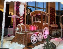 Giant Gingerbread House by Anna Polyviou, Shangri-La Hotel, Sydney